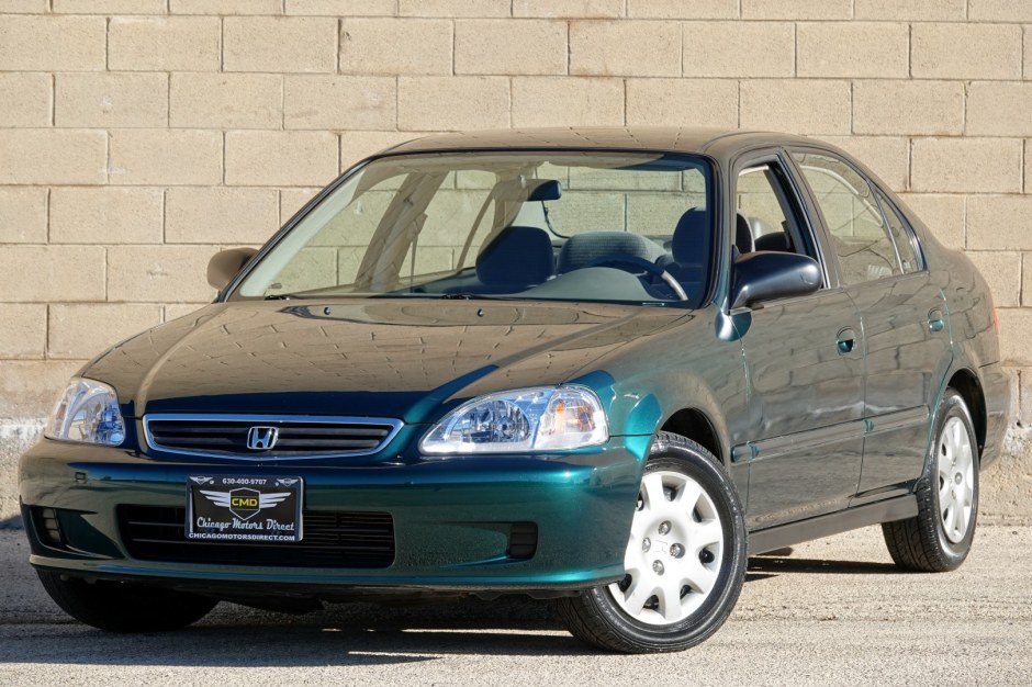 1999 Honda Civic sold at auction for $8,000
