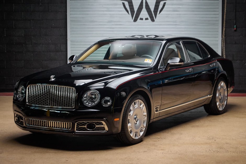 2017 Bentley Mulsanne sold at auction for $84,000