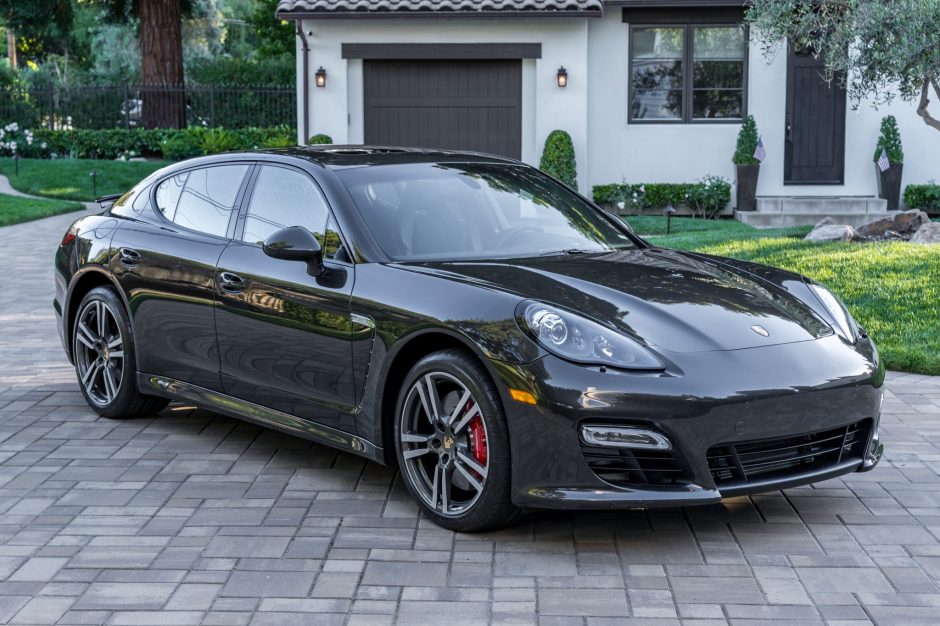2013 Porsche Panamera sold at auction for $50,000