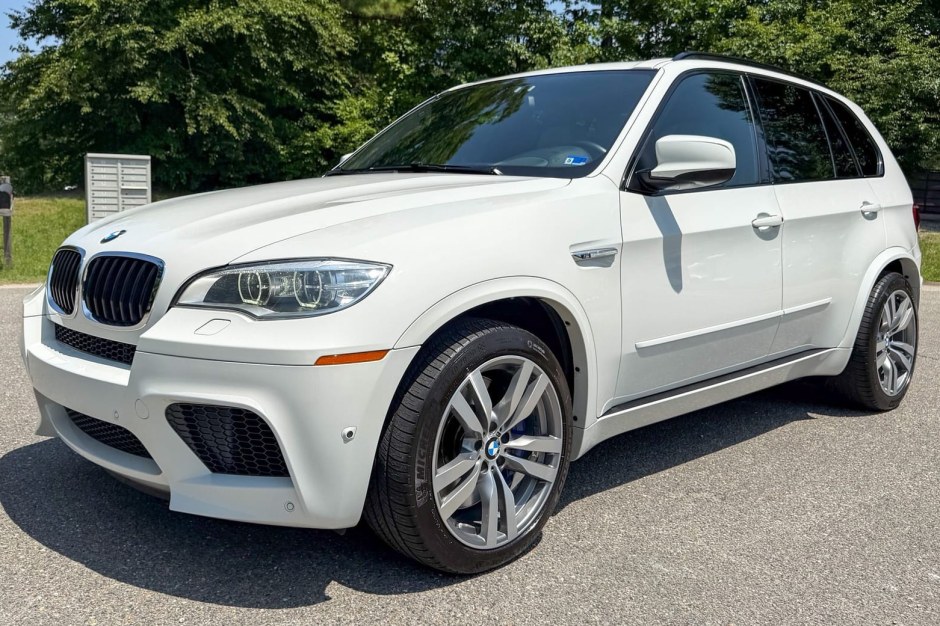 2013 BMW X5 sold at auction for $15,250