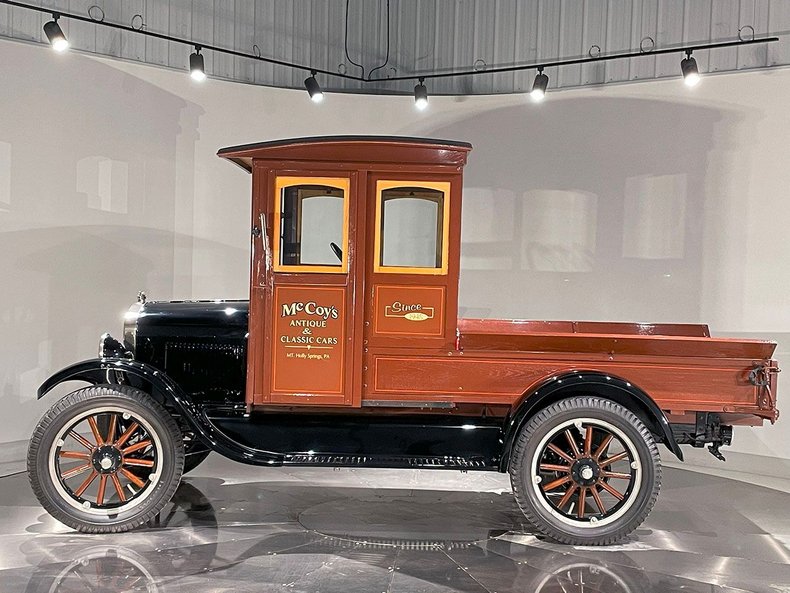1927 Ford Model T sold at auction for $15,750
