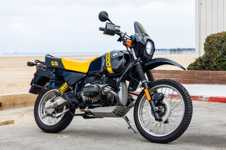 1989 BMW R Series sold at auction for $7,000