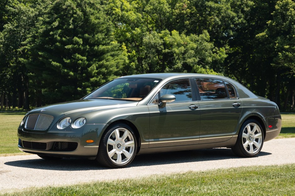 2006 Bentley Flying Spur sold at auction for $25,000
