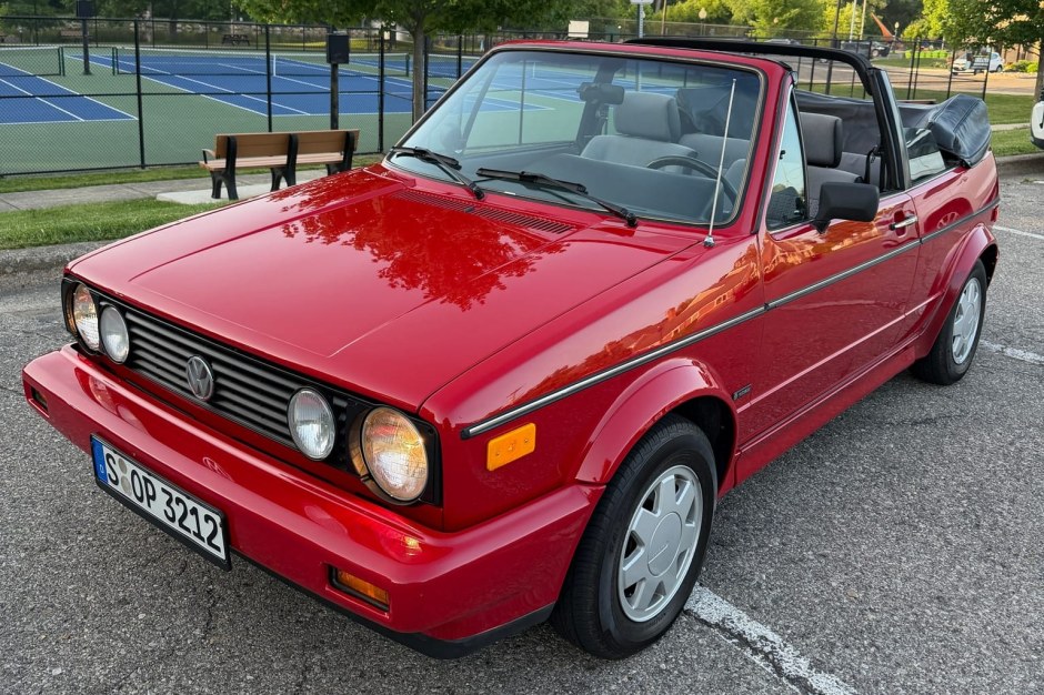 1988 Volkswagen Cabriolet sold at auction for $13,000