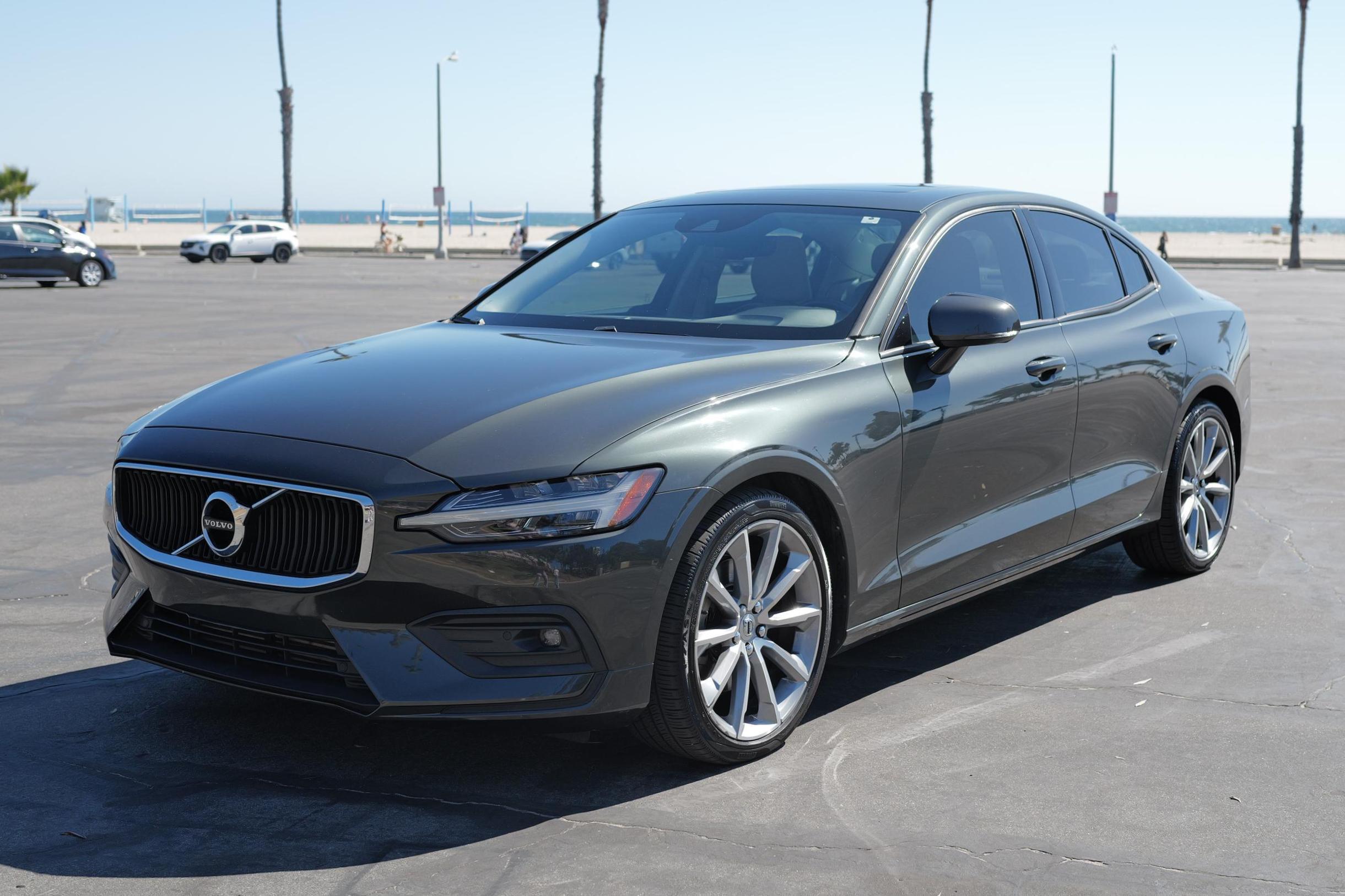 2021 Volvo S60 sold at auction for $13,500