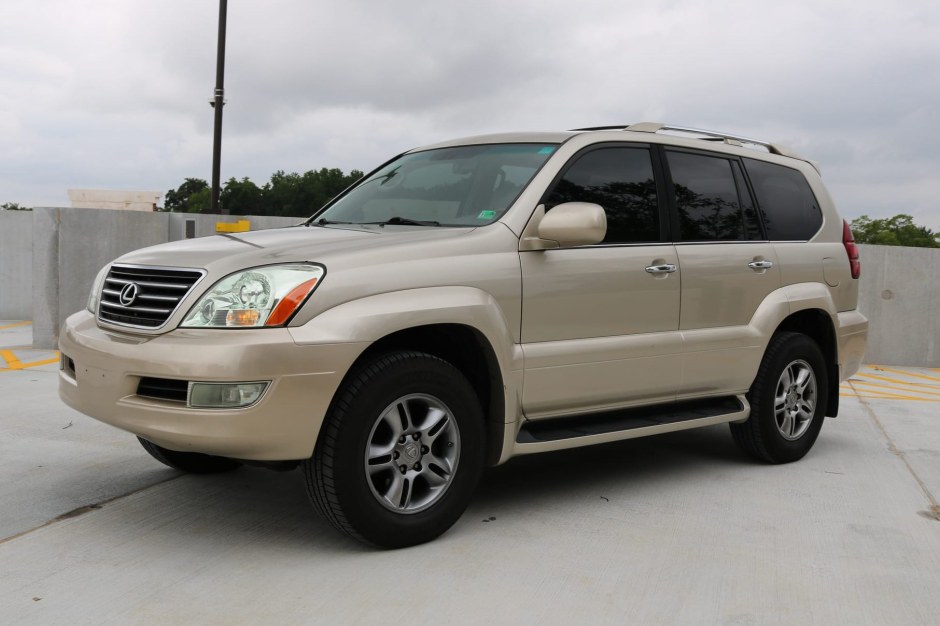 2009 Lexus GX sold at auction for $15,500