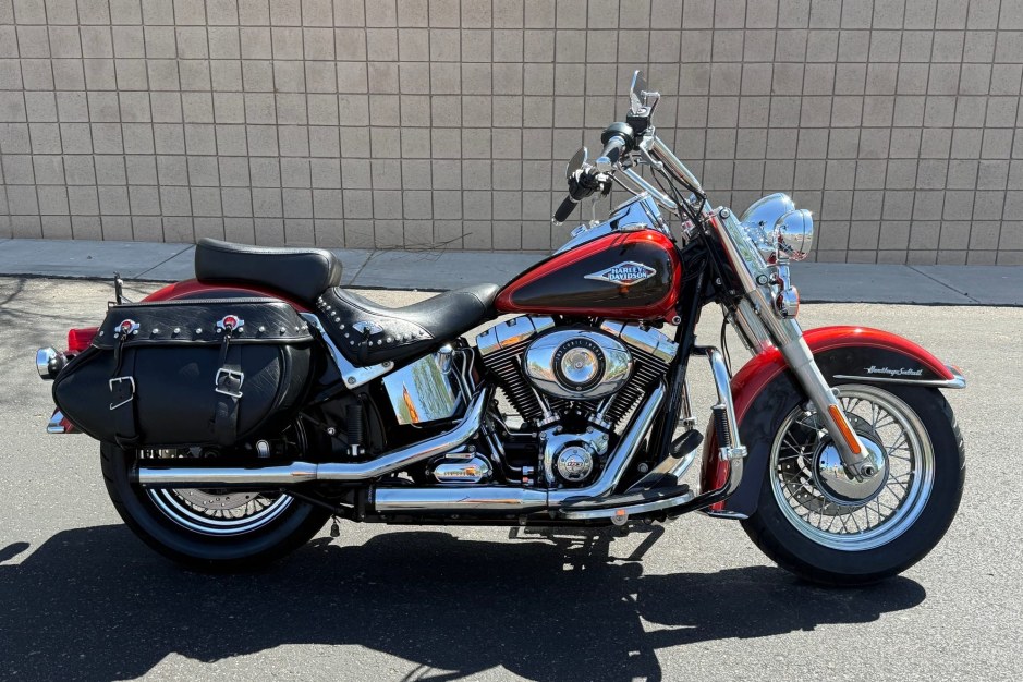 2013 Harley-Davidson Softail sold at auction for $3,500