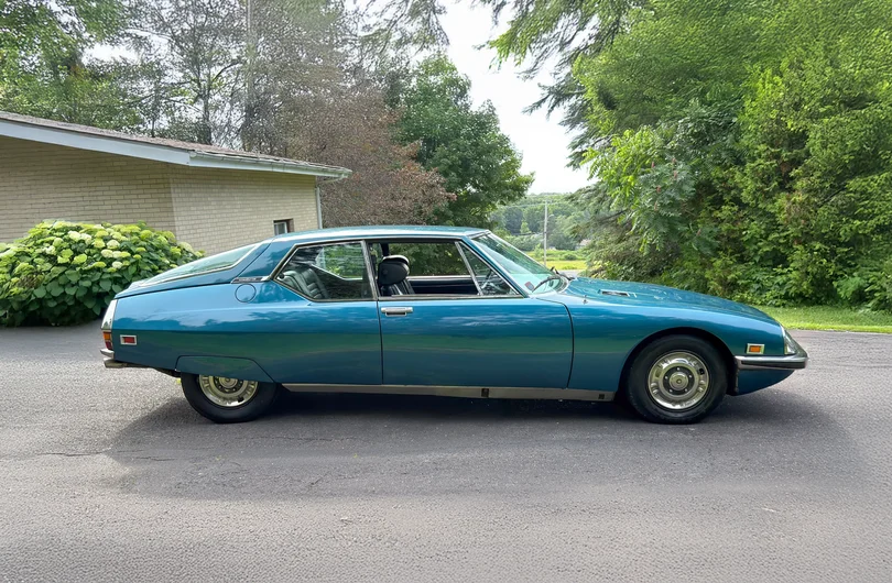 1973 Citroen SM sold at auction for $35,250