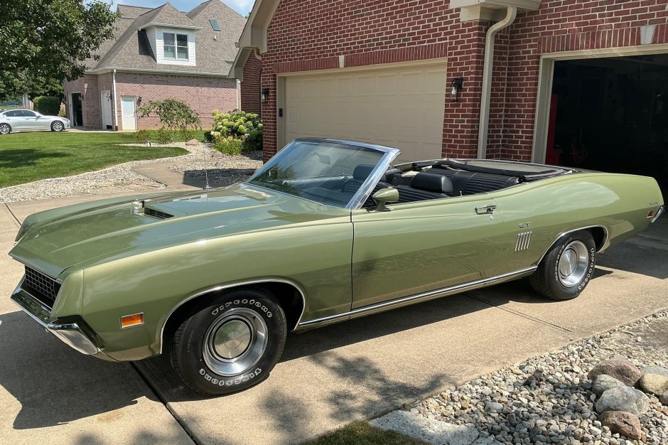 1970 Ford Torino sold at auction for $29,250