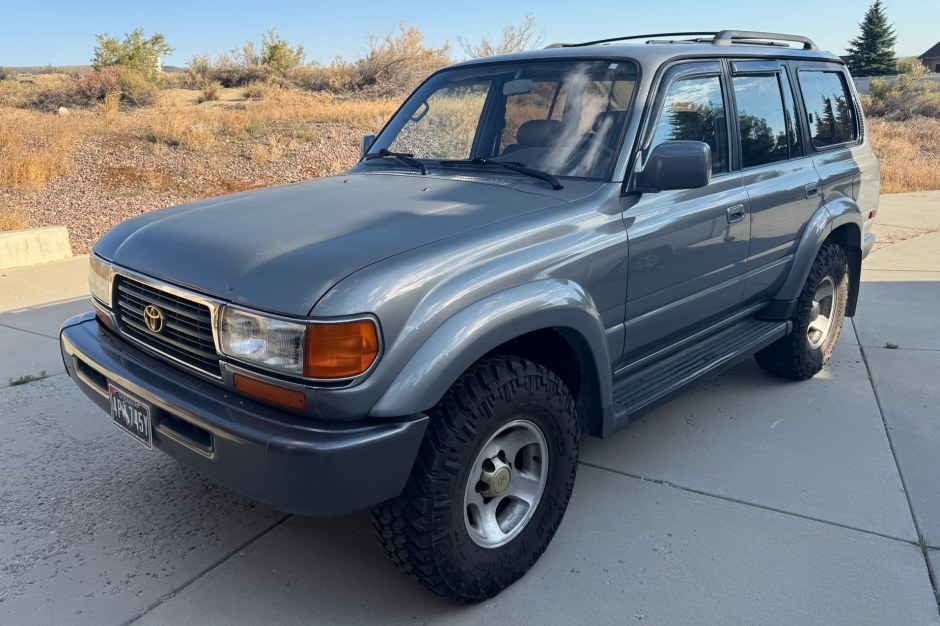 1995 Toyota Land Cruiser 80 Series sold at auction for $25,000