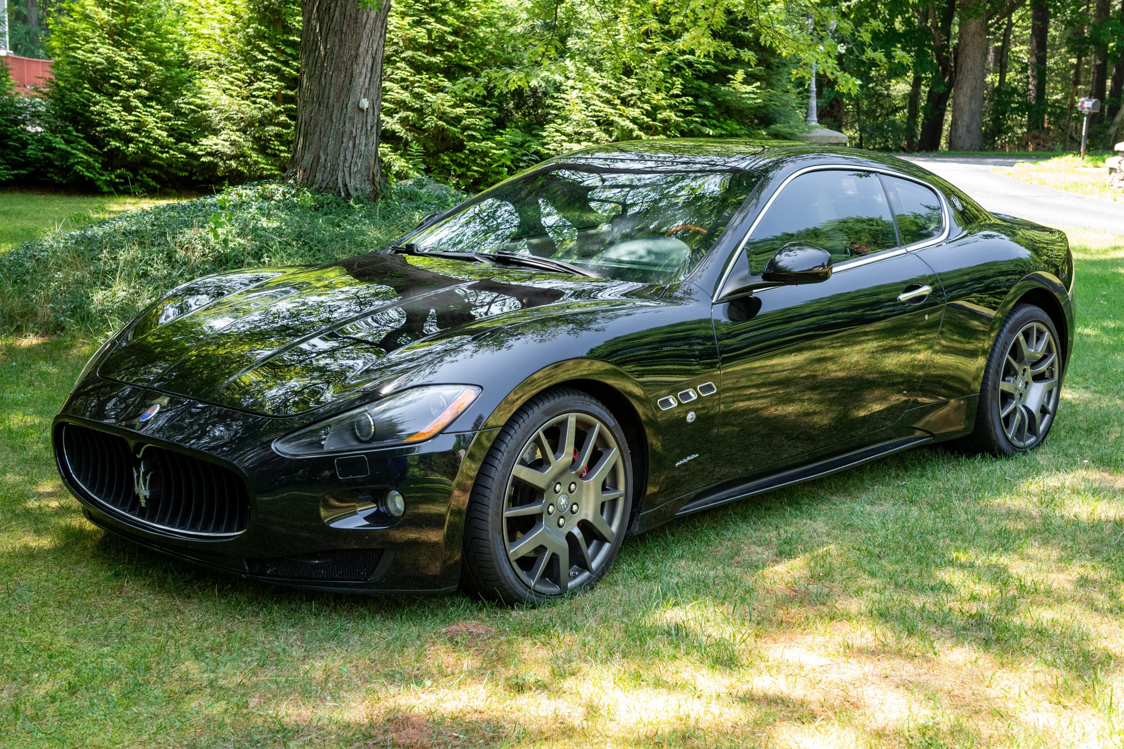2009 Maserati GranTurismo sold at auction for $19,750
