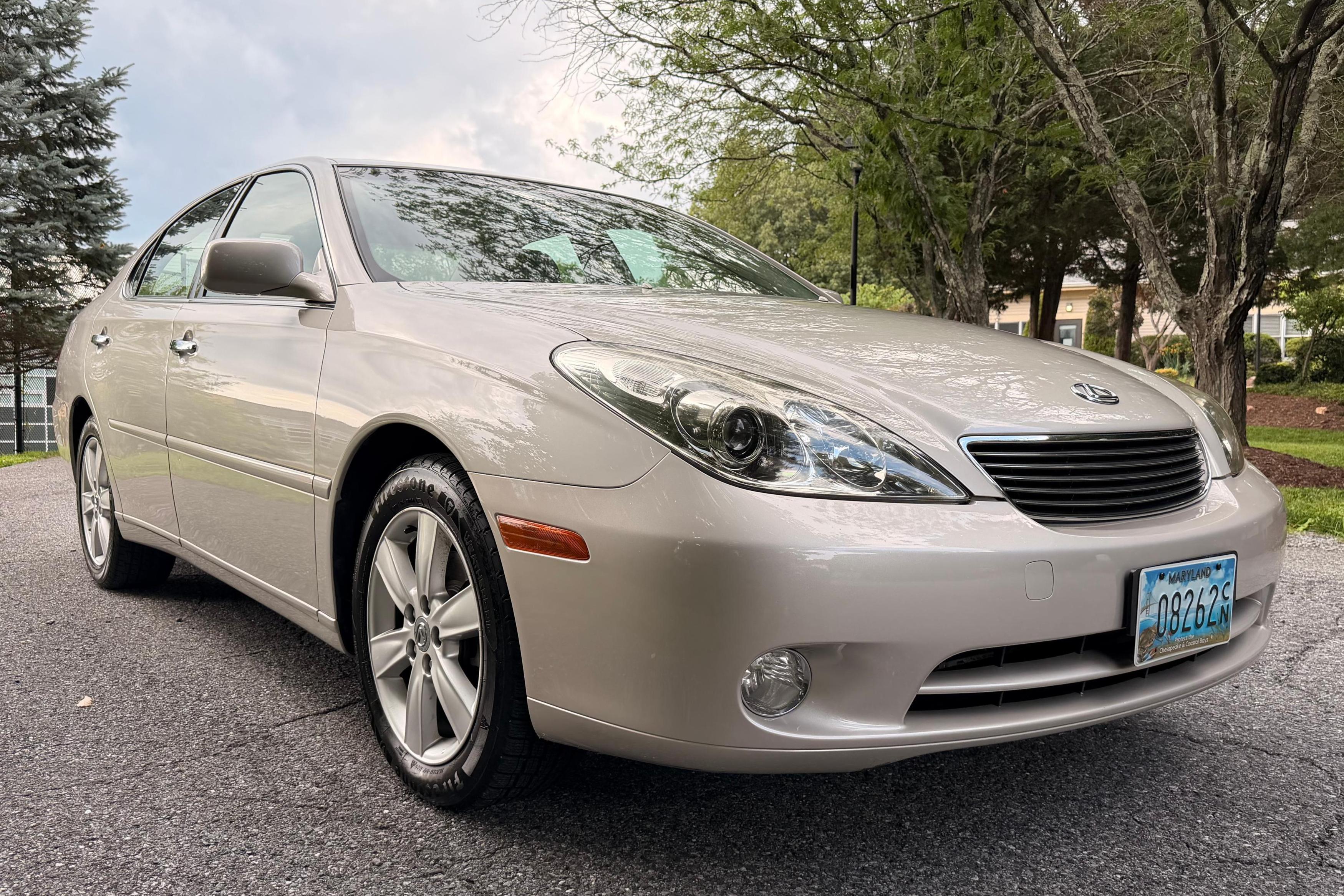 2006 Lexus ES sold at auction for $12,500