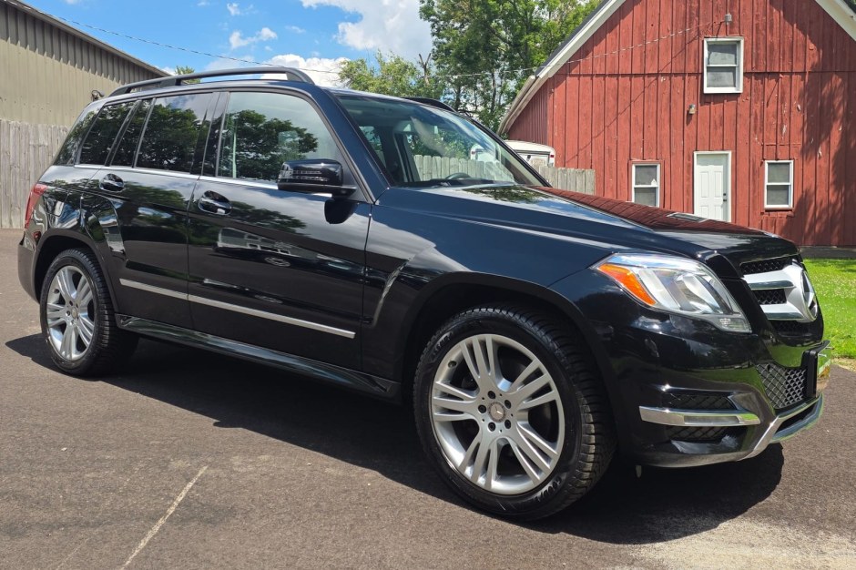 2014 Mercedes-Benz GLK-Class sold at auction for $15,555