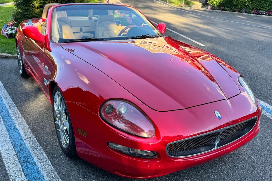 2004 Maserati Coupe sold at auction for $12,500