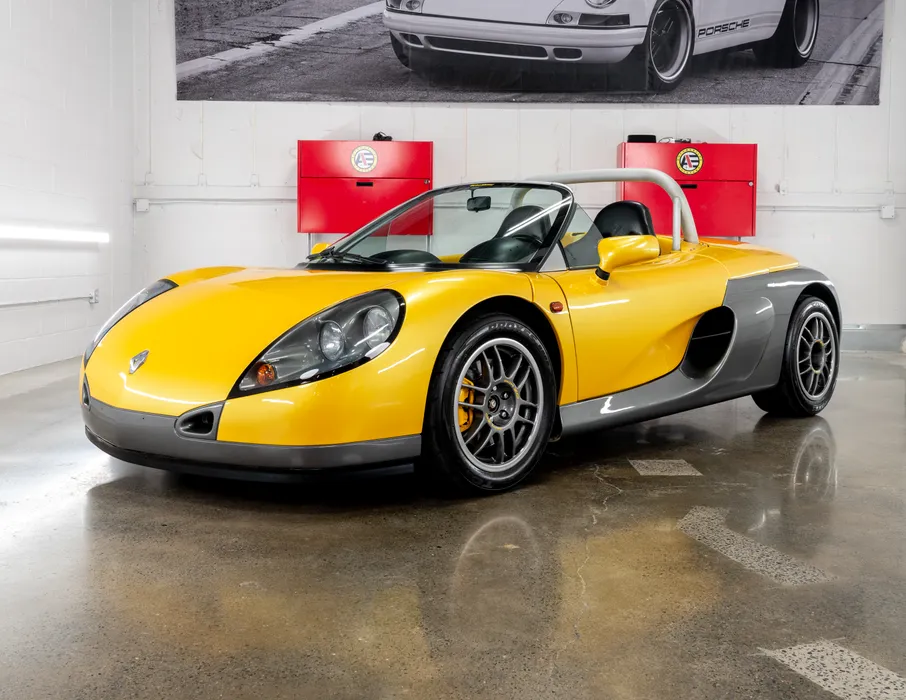 1997 Renault Sport Spider sold at auction for $27,000