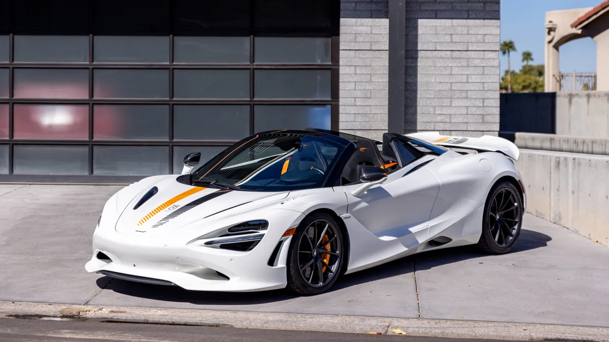 2024 McLaren 750S sold at auction for $490,000