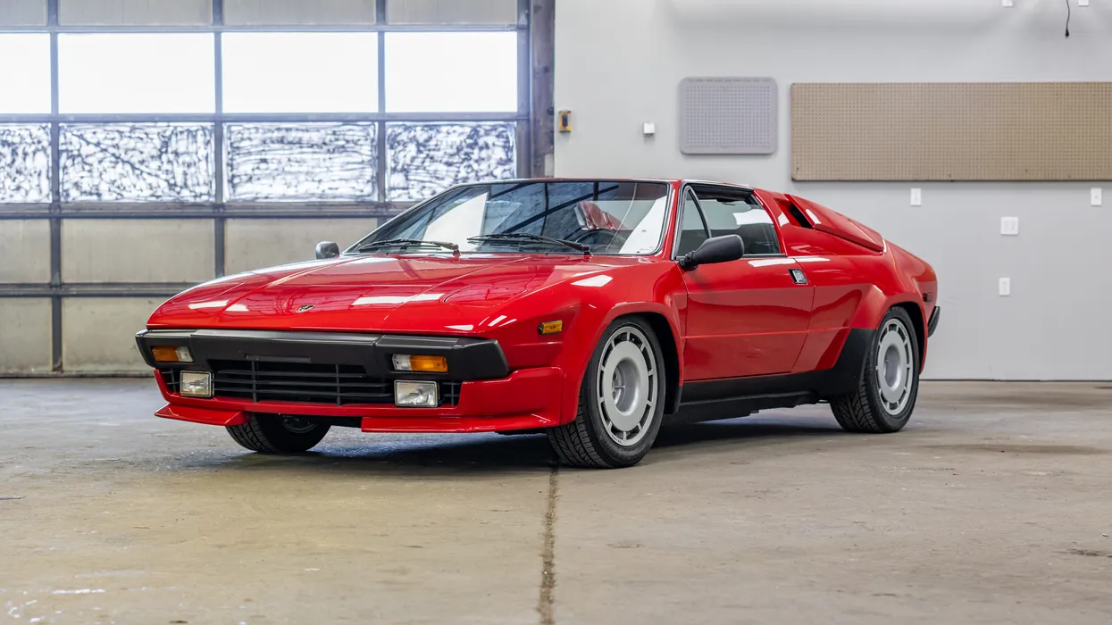 1984 Lamborghini Jalpa sold at auction for $100,000