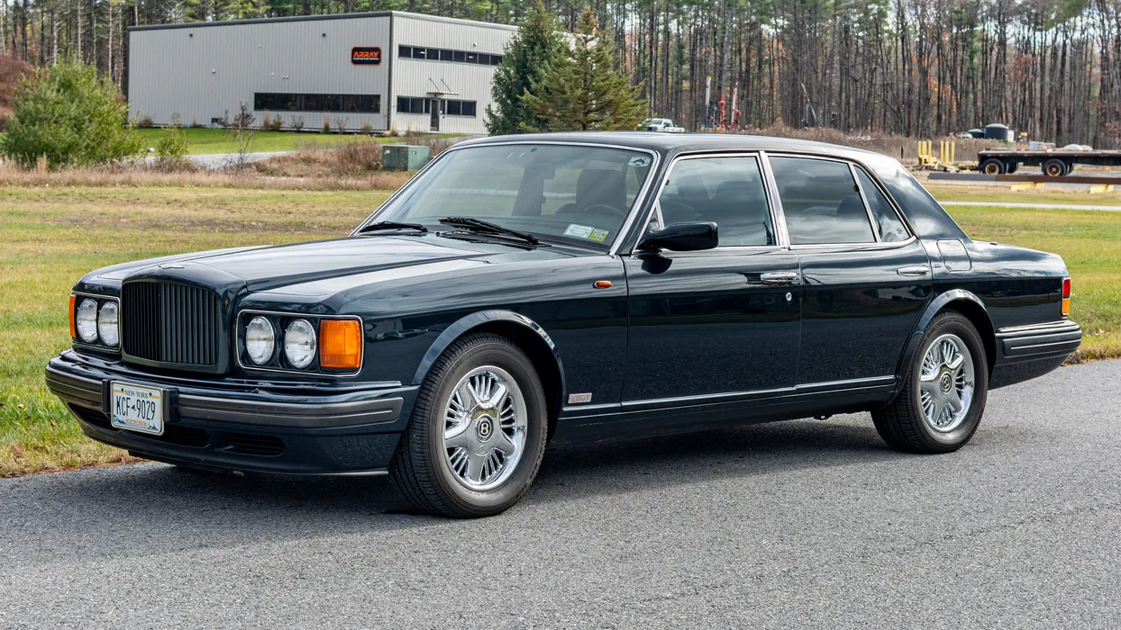 1996 Bentley Turbo R sold at auction for $22,010