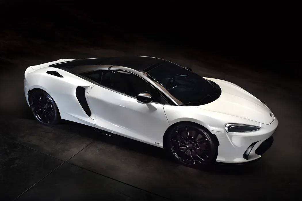 2026 McLaren GT sold at auction for $185,714