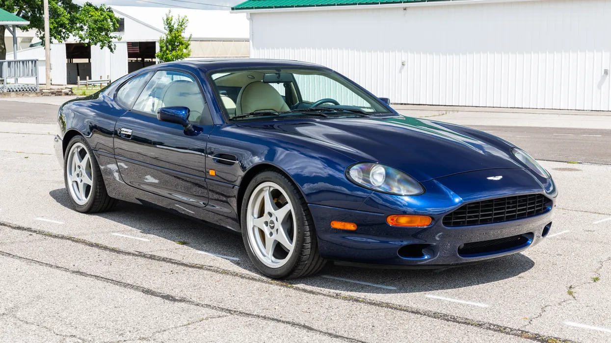 1997 Aston Martin DB7 sold at auction for $64,500