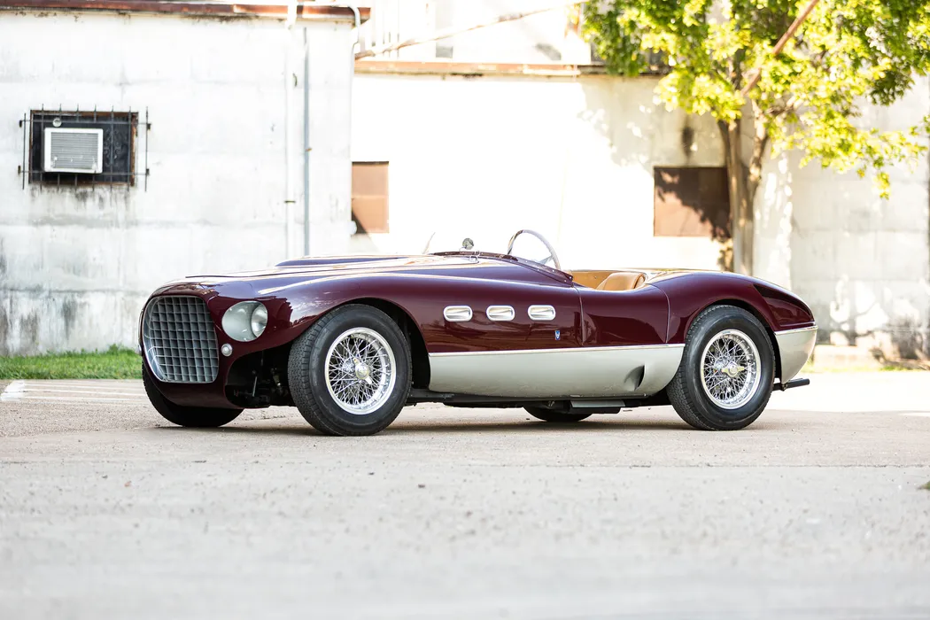 1967 Ferrari 330 GT sold at auction for $460,000