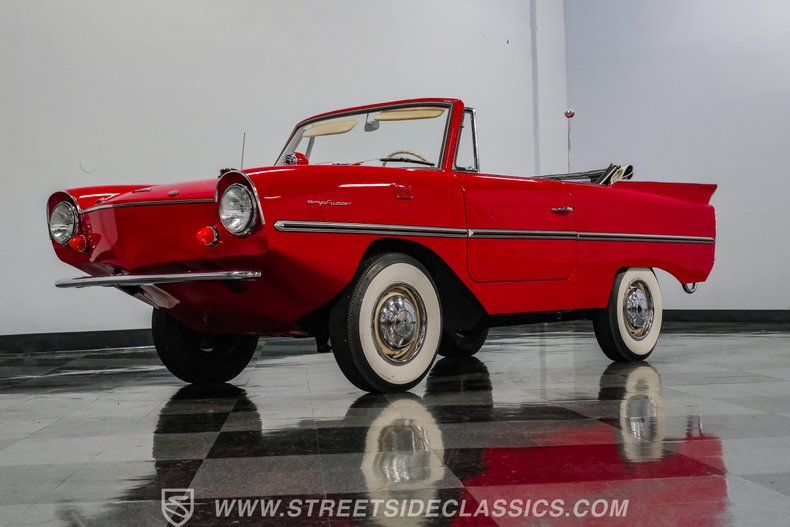 1965 Amphicar 770 sold at auction for $60,900