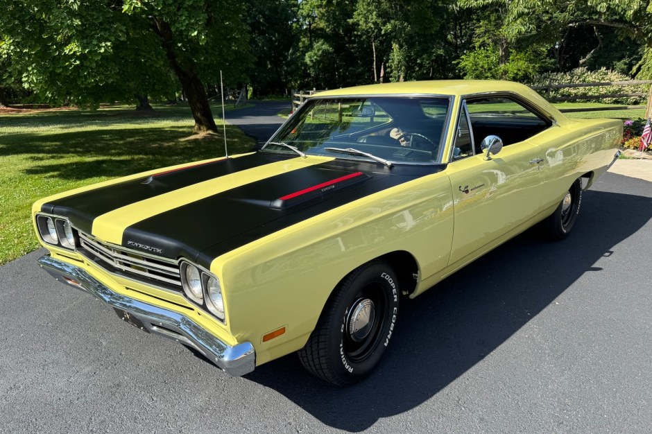 1969 Plymouth Road Runner sold at auction for $47,250
