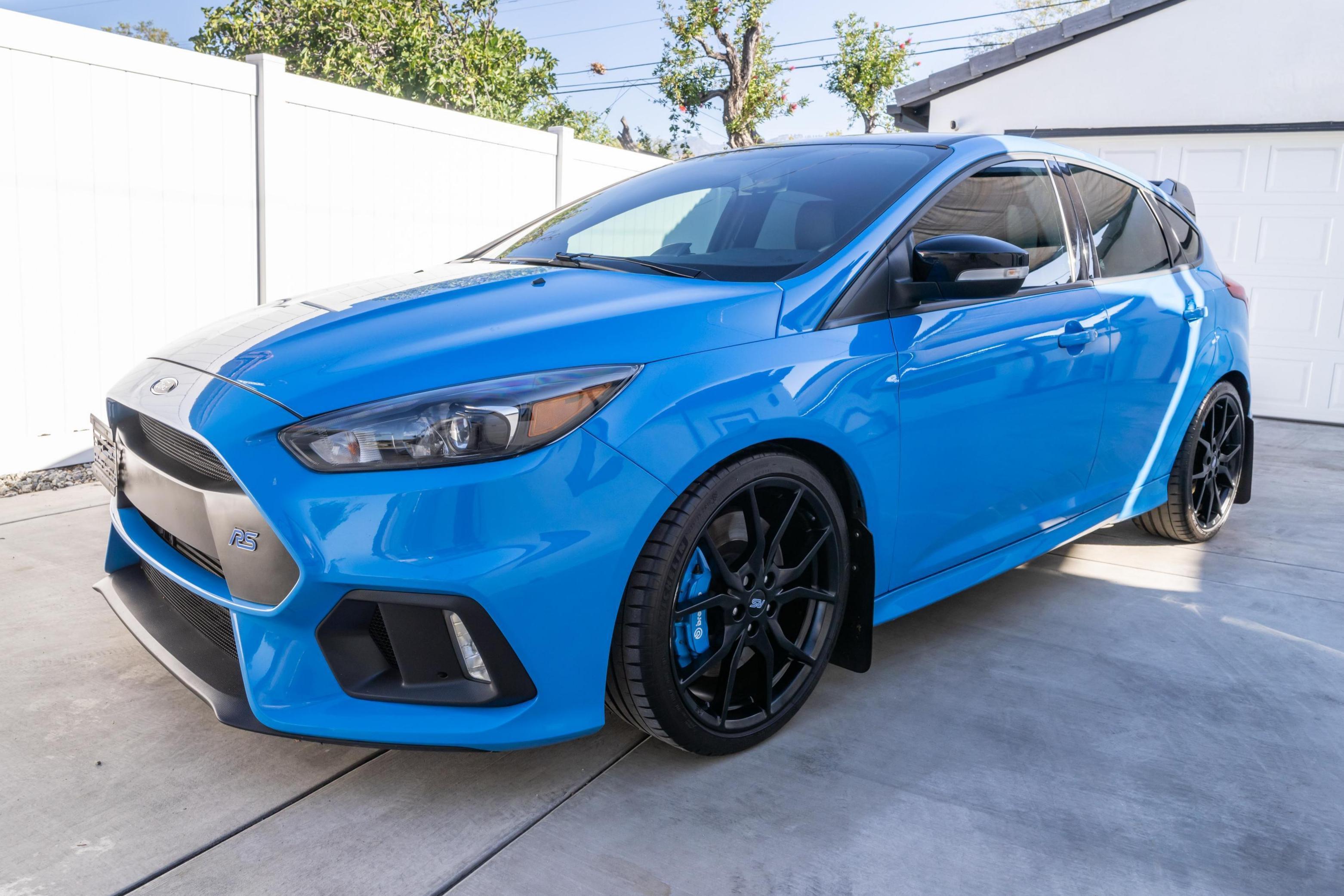 2018 Ford Focus RS sold at auction for $32,500