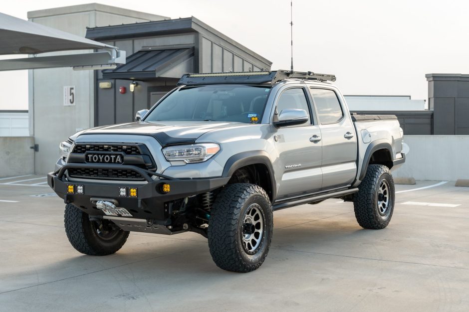 2017 Toyota Tacoma sold at auction for $41,000