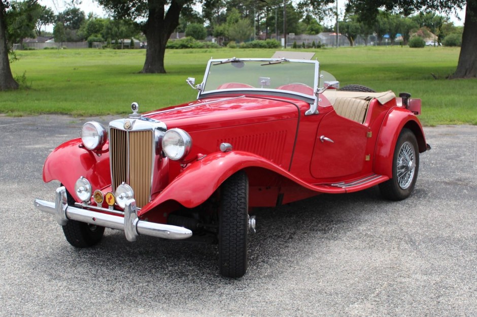 1952 MG TD sold at auction for $11,100