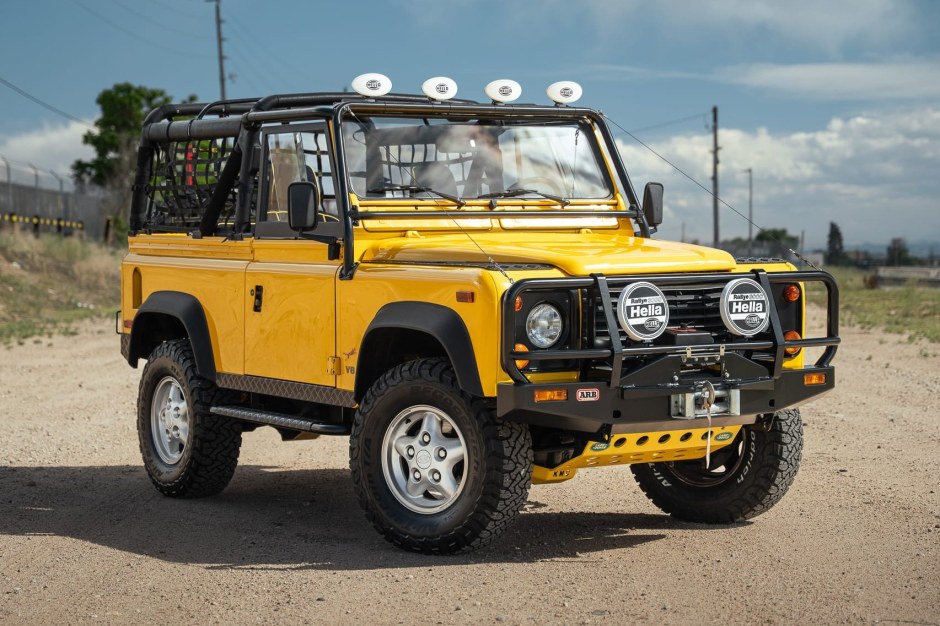 1997 Land Rover Defender sold at auction for $115,000