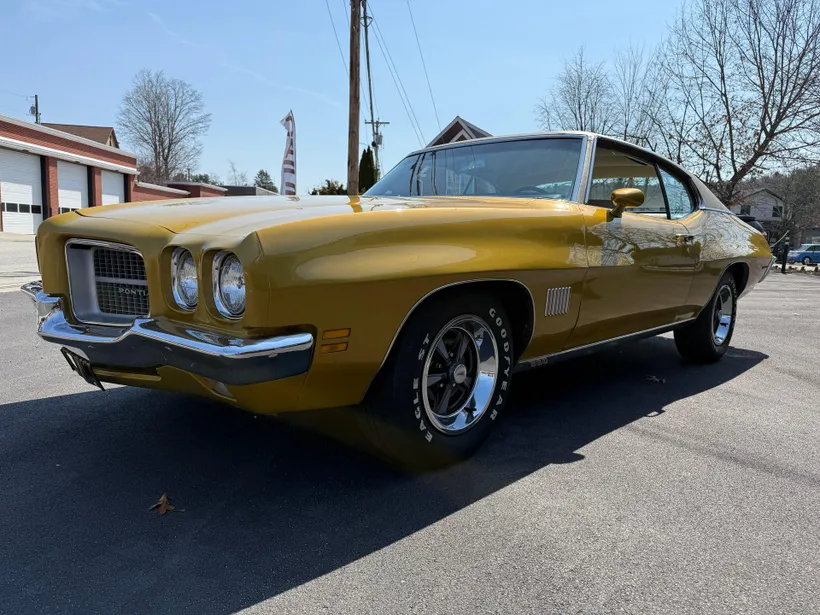 1971 Pontiac LeMans sold at auction for $14,000
