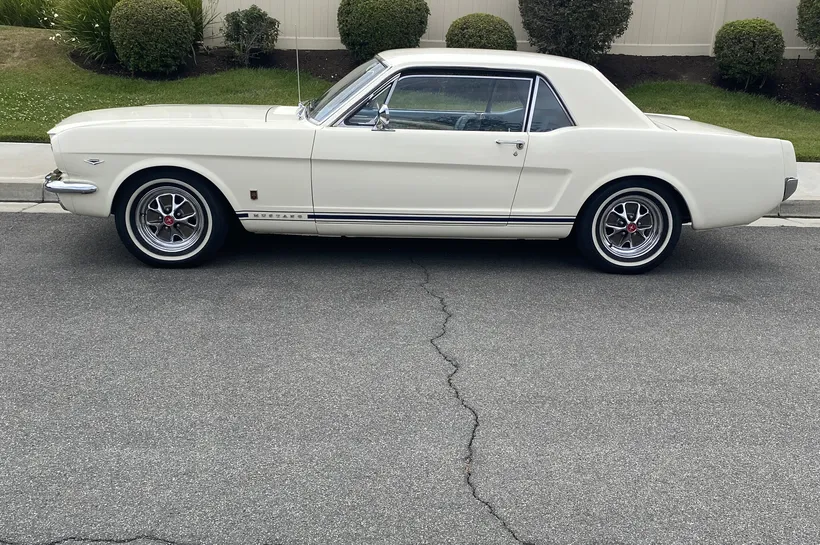 1965 Ford Mustang sold at auction for $47,500