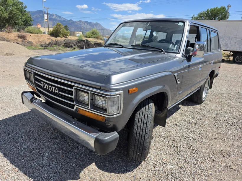 1990 Toyota Land Cruiser 60 Series sold at auction for $15,750