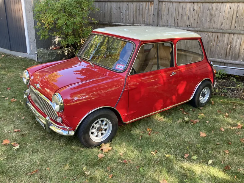 1966 Morris Mini sold at auction for $28,000