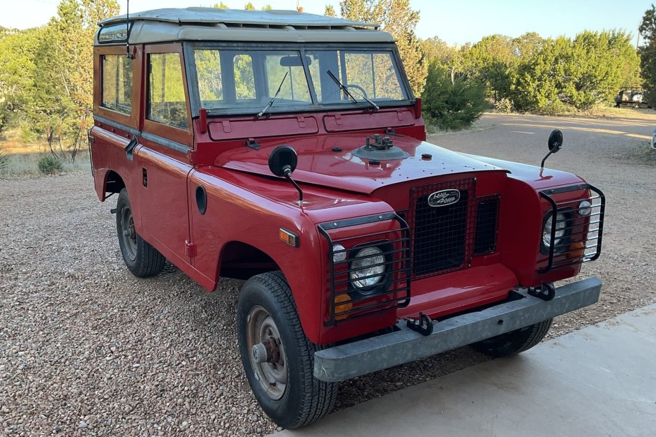 1973 Land Rover Series sold at auction for $31,000
