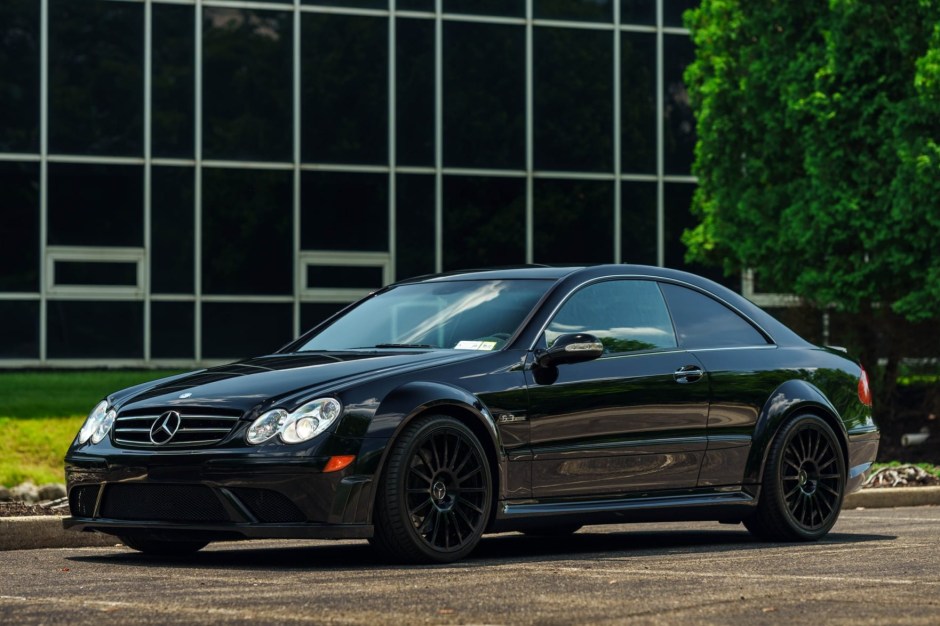 2008 Mercedes-Benz CLK-Class sold at auction for $136,000