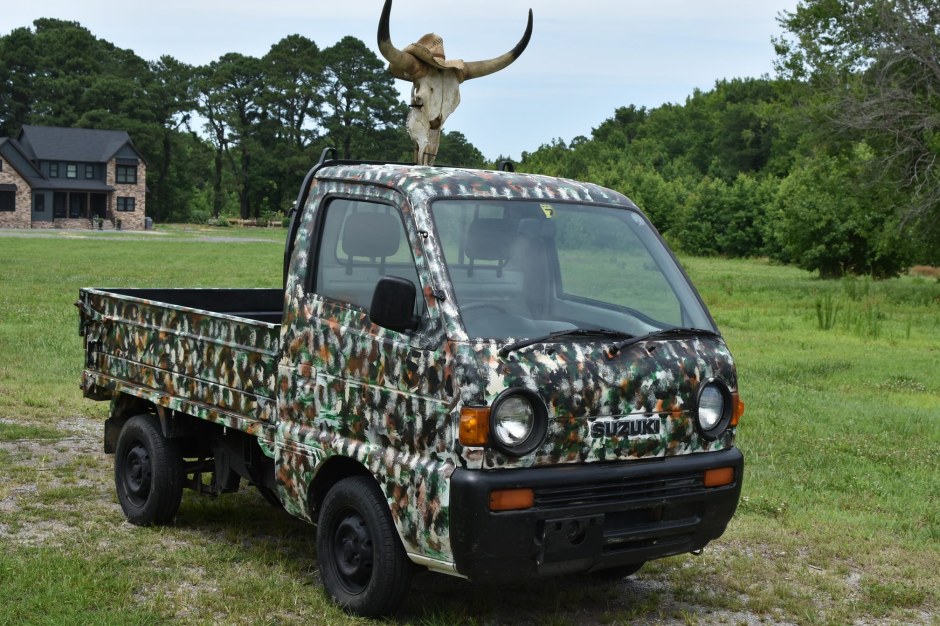 1996 Suzuki Carry sold at auction for $5,333