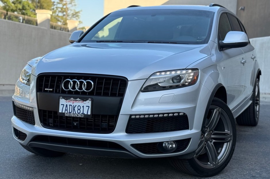 2013 Audi Q7 sold at auction for $12,000