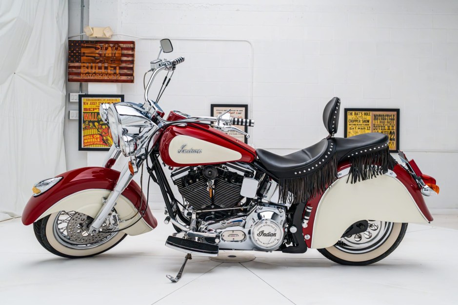 1999 Indian Chief sold at auction for $9,000
