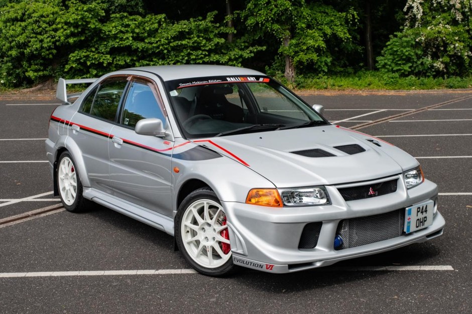 2000 Mitsubishi Lancer Evolution sold at auction for $28,000