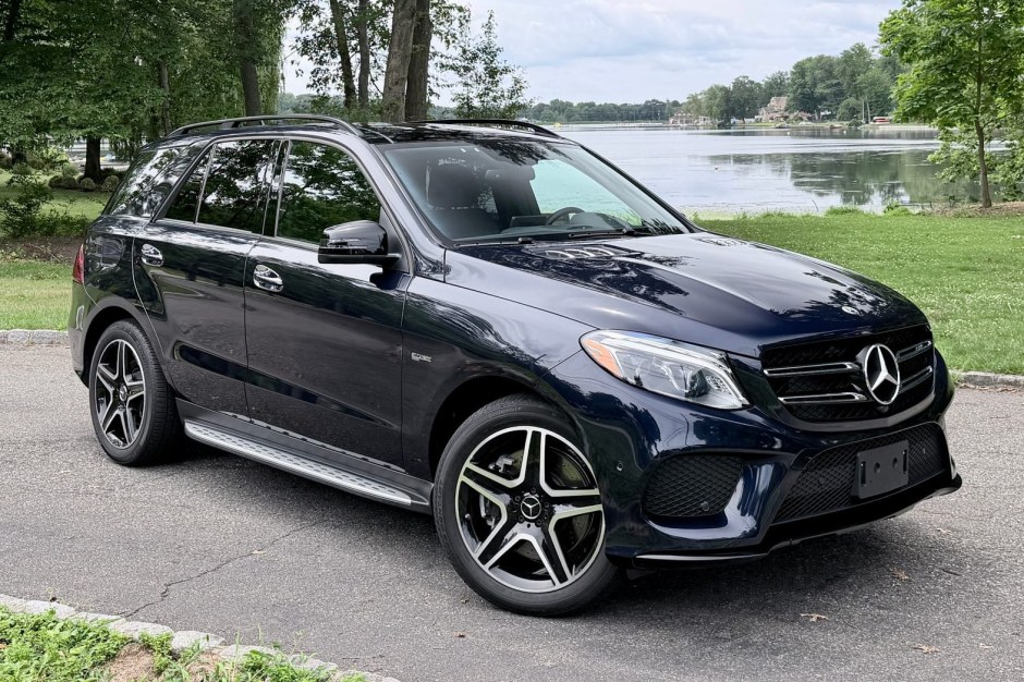 2018 Mercedes-Benz GLE-Class sold at auction for $34,250