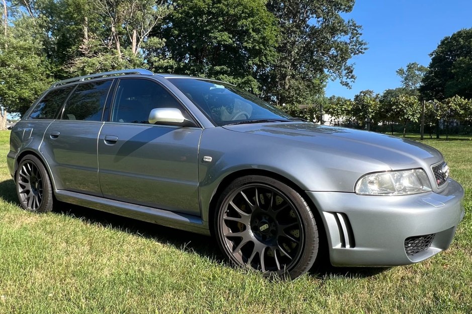 2001 Audi RS4 sold at auction for $60,500