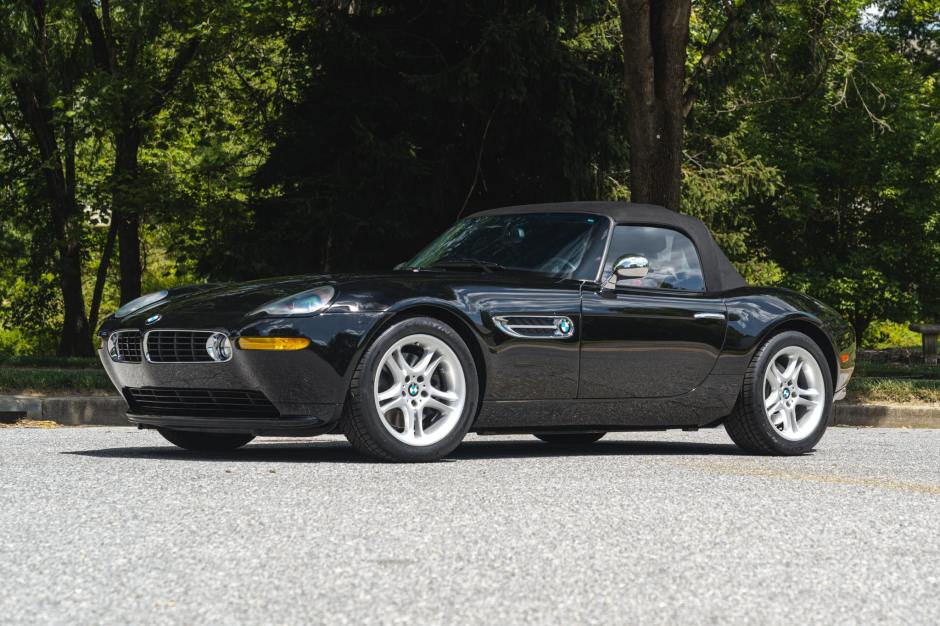 2002 BMW Z8 sold at auction for $172,000