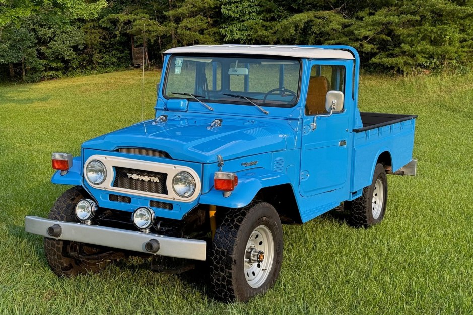 1981 Toyota Land Cruiser 40 Series sold at auction for $20,246