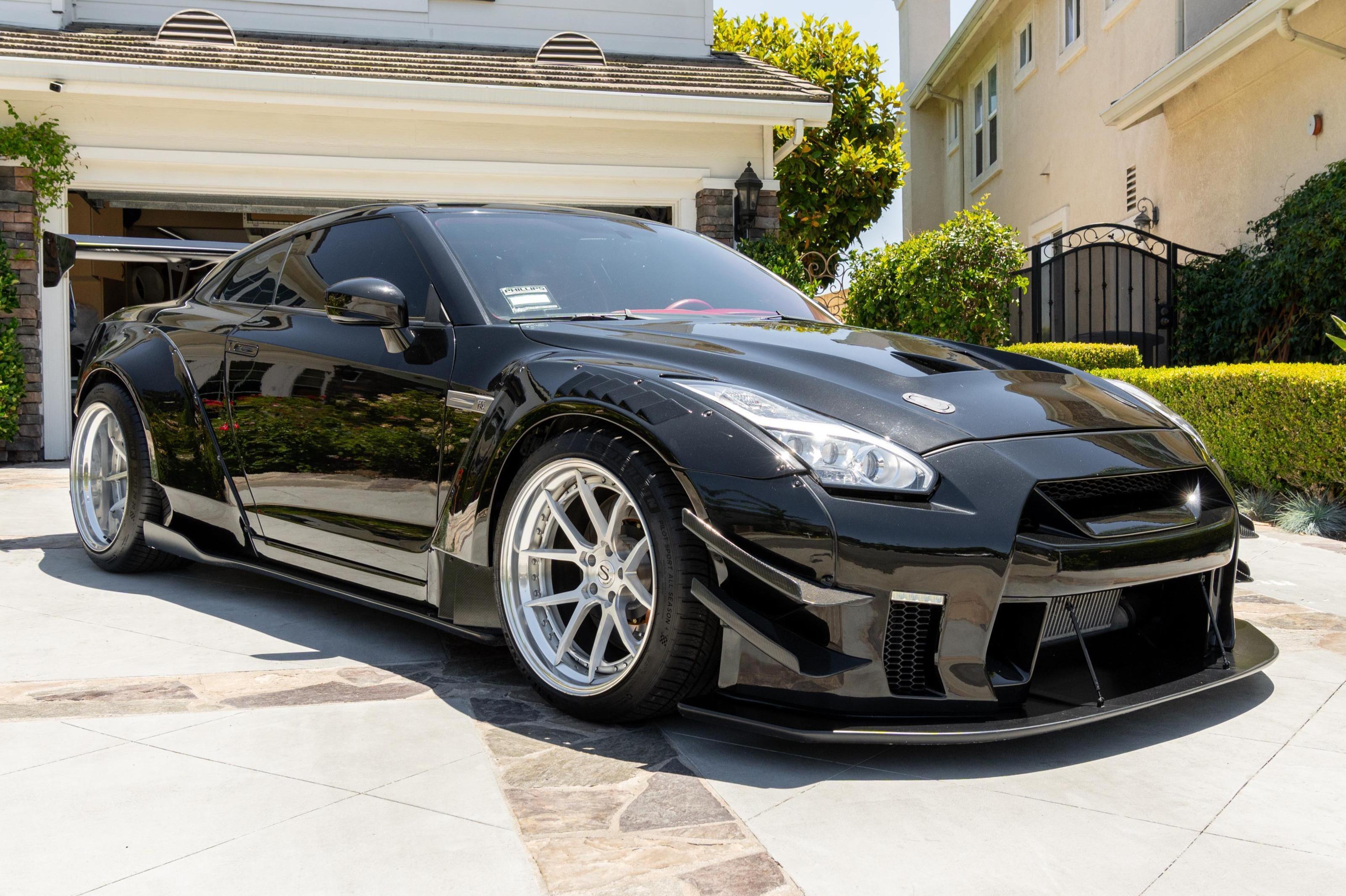 2013 Nissan GT-R sold at auction for $66,056