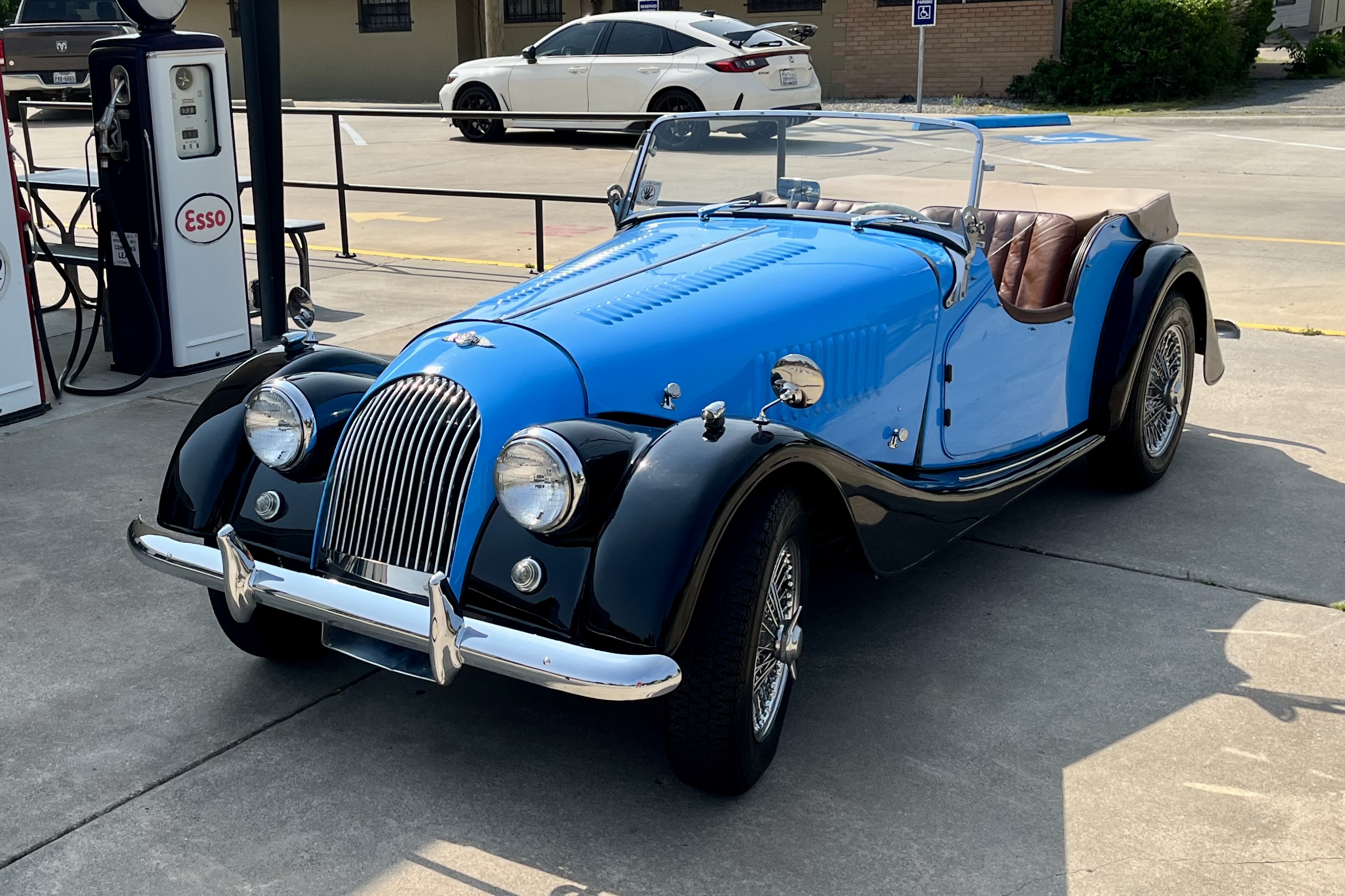 1961 Morgan Plus 4 sold at auction for $25,500
