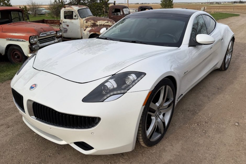 2012 Fisker Karma sold at auction for $9,000