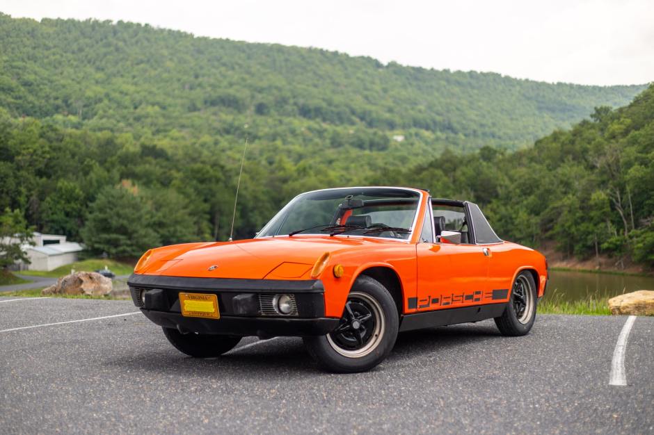 1974 Porsche 914 sold at auction for $8,500