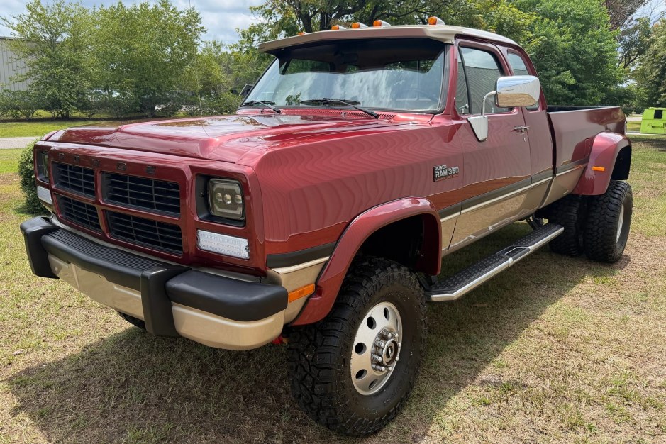 1993 Dodge Ram sold at auction for $24,750